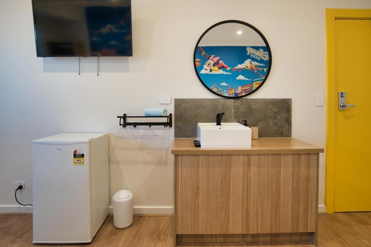 Dreamy Stays Accommodation - Private Rooms With Shared Bathrooms Adelaide Ngoại thất bức ảnh